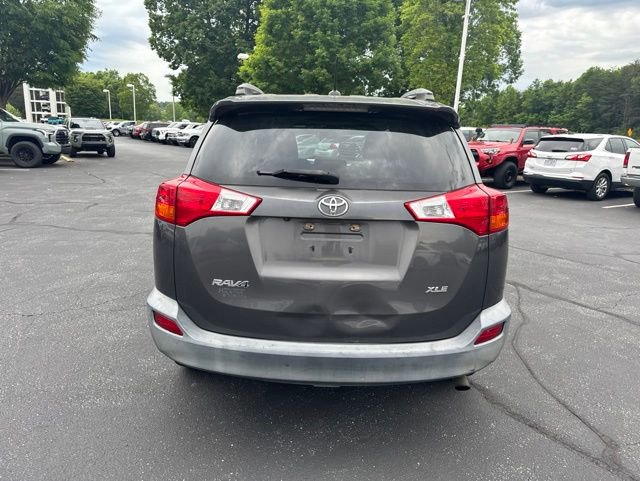 Used 2015 Toyota RAV4 XLE FWD image 5