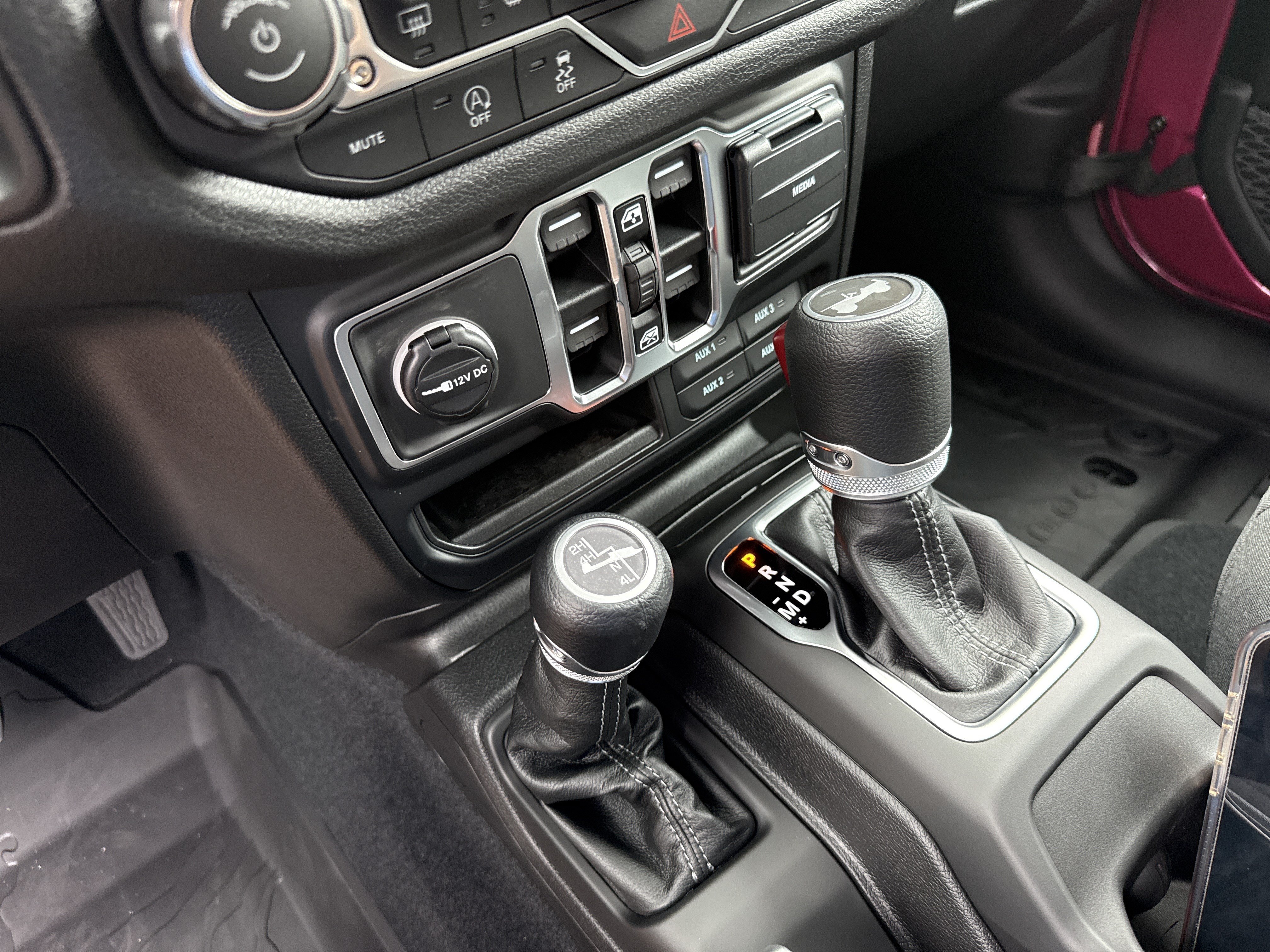New 2026 Jeep Wrangler Unlimited Sport AWD/4WD image 31