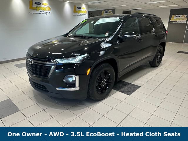 Used 2023 Chevrolet Traverse LT w/ Midnight/Sport Edition image 2