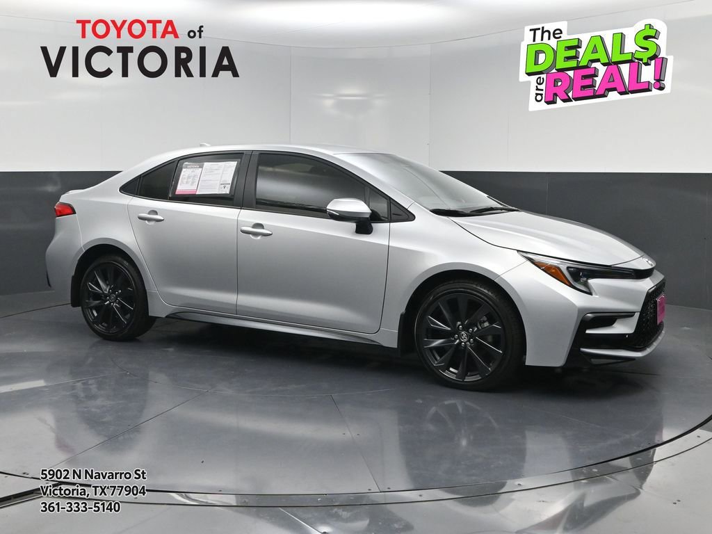 Used 2026 Toyota Corolla SE image 1
