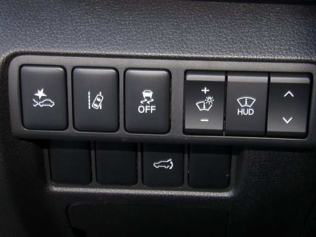 New 2025 Mitsubishi Eclipse Cross SE image 32