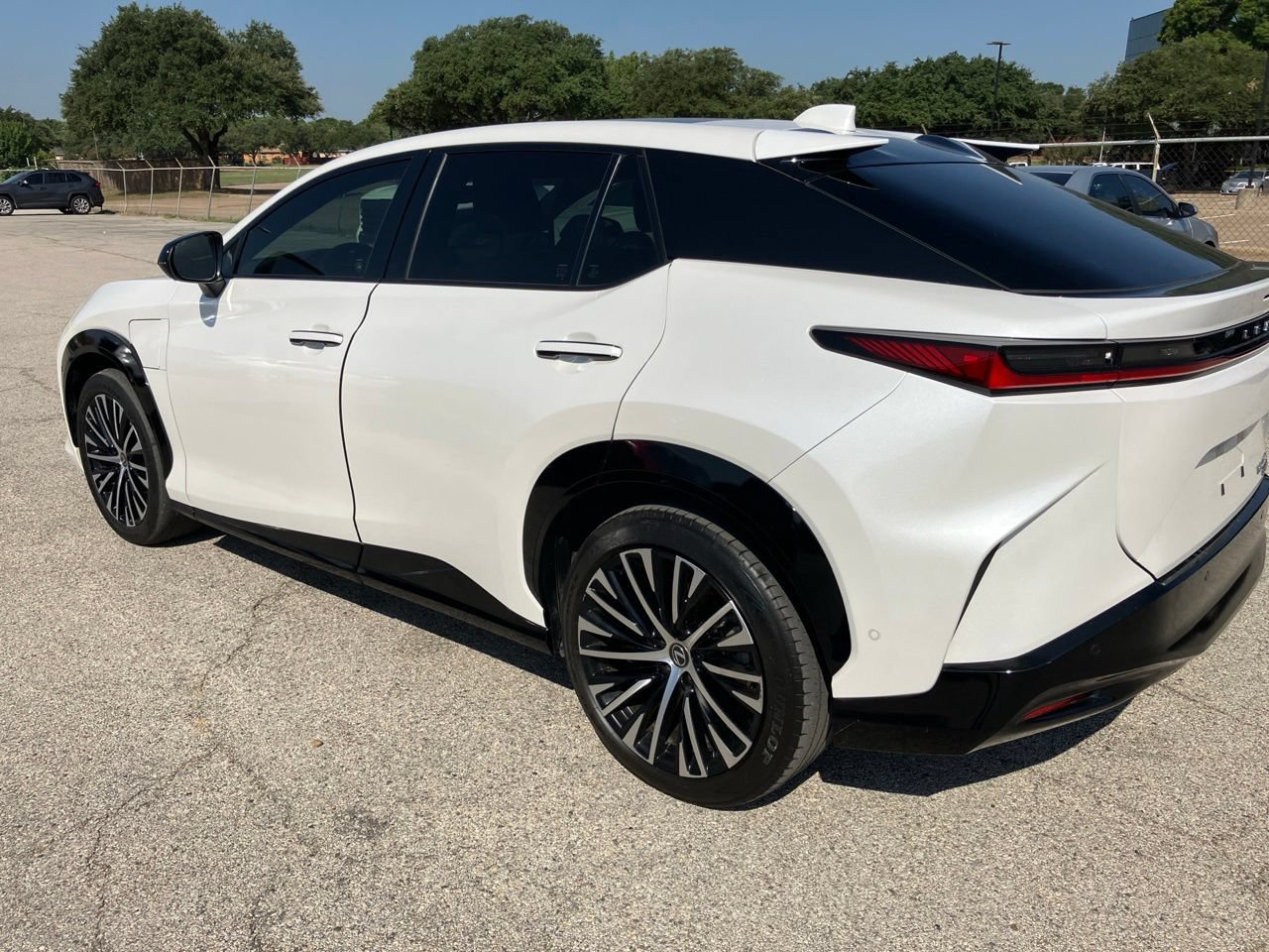 Used 2023 Lexus RZ 450e Premium w/ Technology Package AWD/4WD image 6