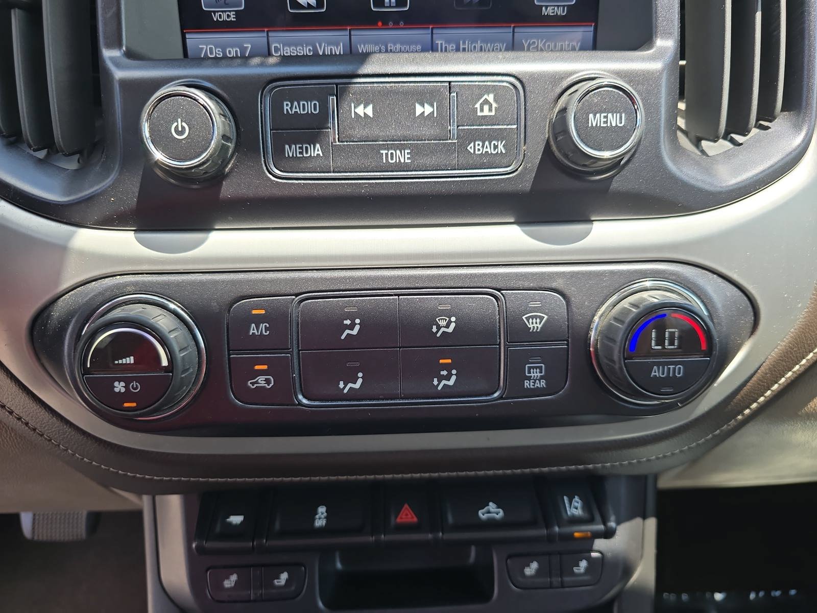 Used 2015 GMC Canyon SLT w/ Driver Alert Package AWD/4WD image 20