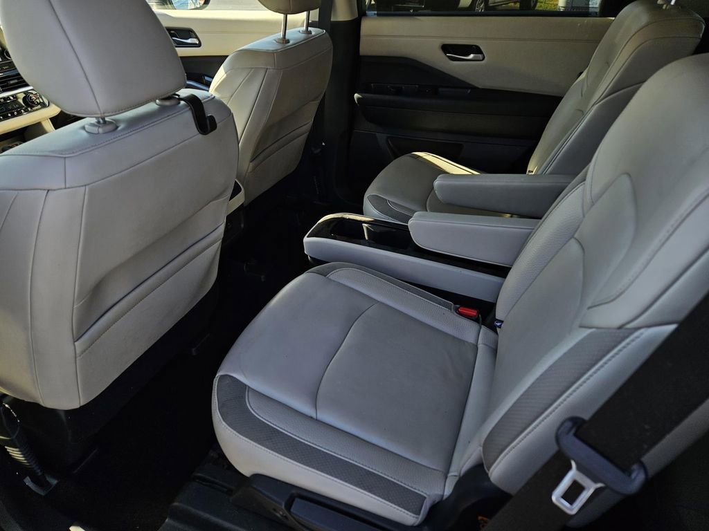 Certified 2022 Nissan Pathfinder SL w/ SL Premium Package image 13