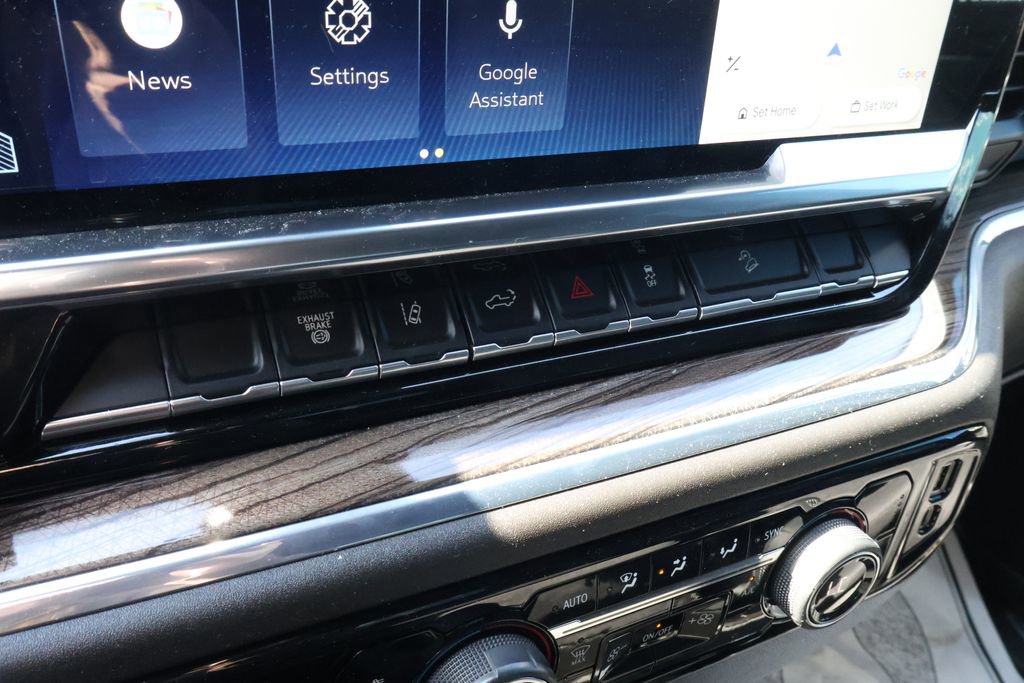 Used 2024 Chevrolet Silverado 2500 LT AWD/4WD image 26