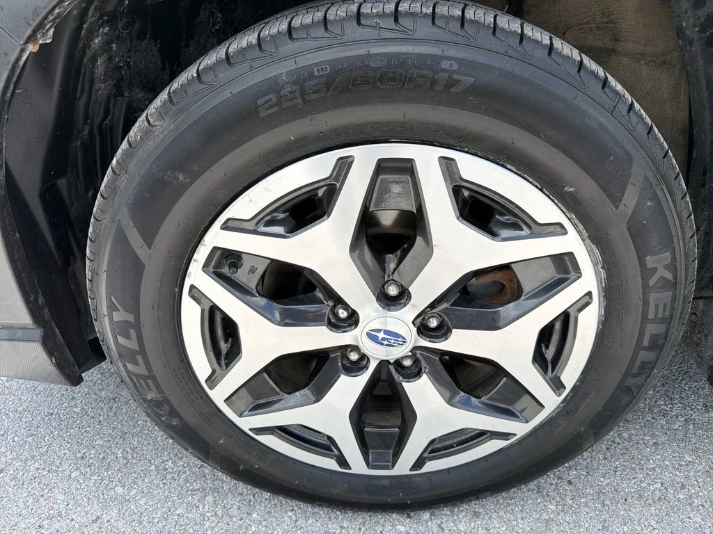 Used 2019 Subaru Forester Premium AWD/4WD image 8