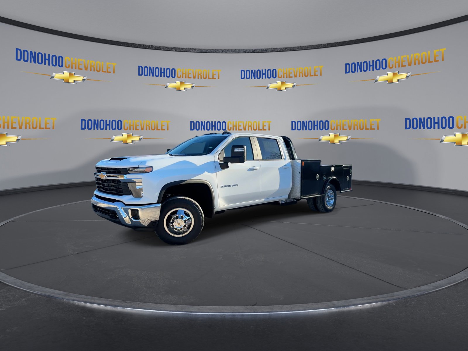 New 2026 Chevrolet Silverado 3500 LT w/ Convenience Package image 4