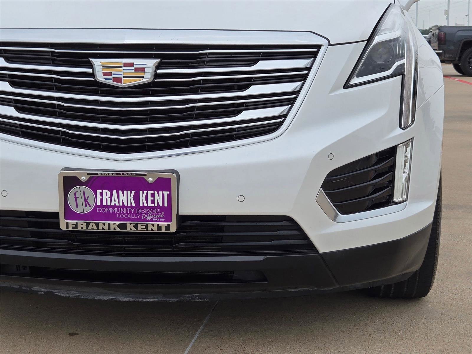 Used 2017 Cadillac XT5 Premium Luxury FWD image 6