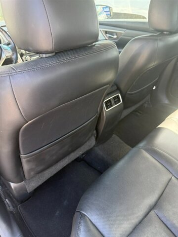 Used 2013 Nissan Altima 2.5 SL w/ 2.5 Moonroof Pkg FWD image 11