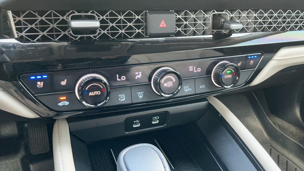 Used 2024 Honda Accord Touring image 21