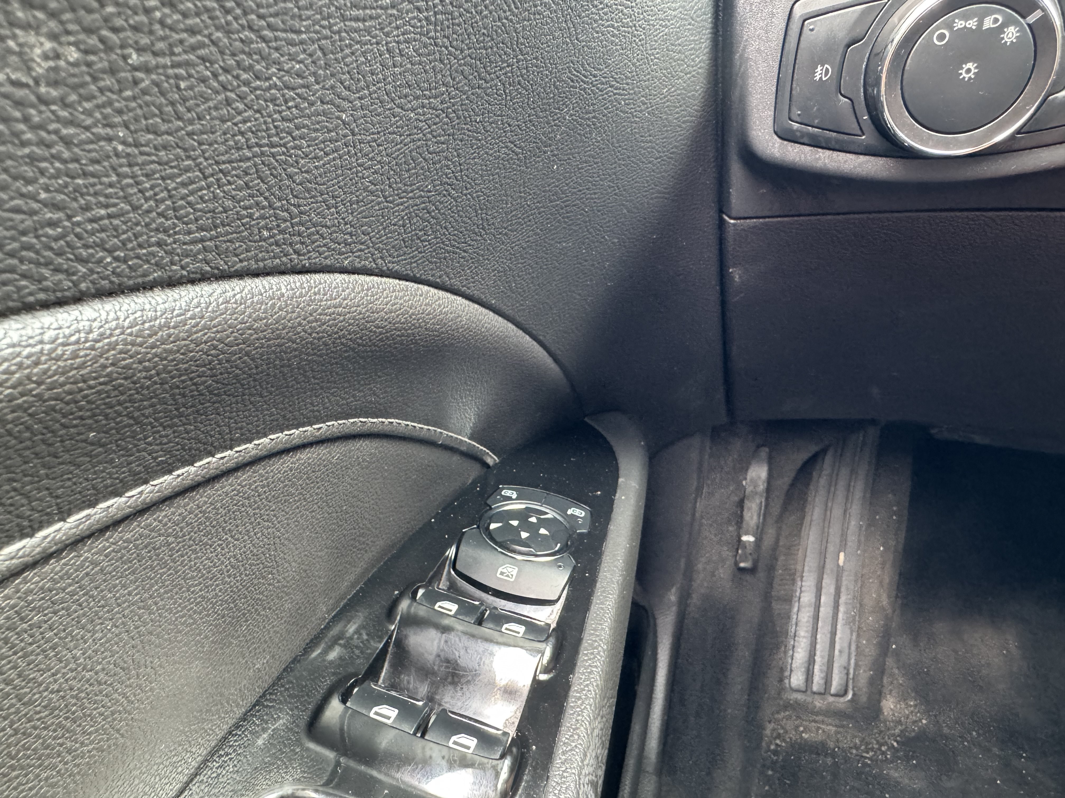 Used 2013 Ford Fusion Titanium FWD image 15