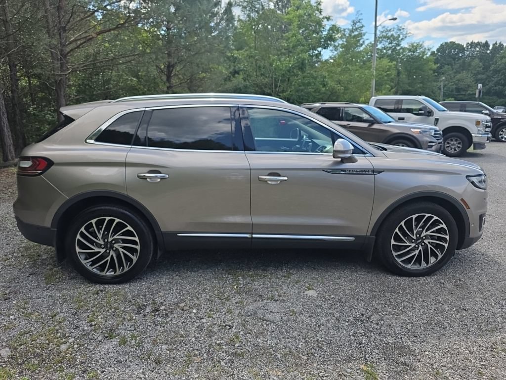 Used 2020 Lincoln Nautilus Reserve w/ Equipment Group 201A AWD/4WD image 9