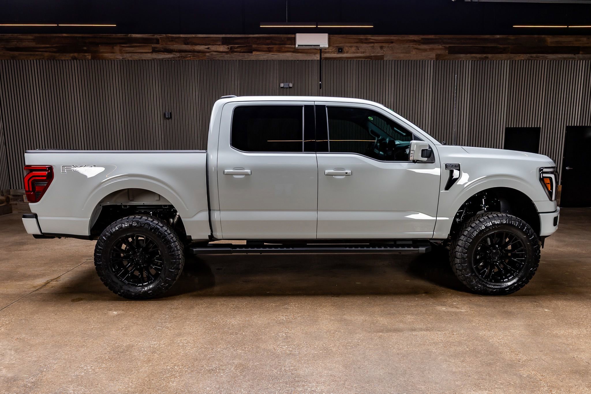 Used 2026 Ford F150 Lariat AWD/4WD image 11