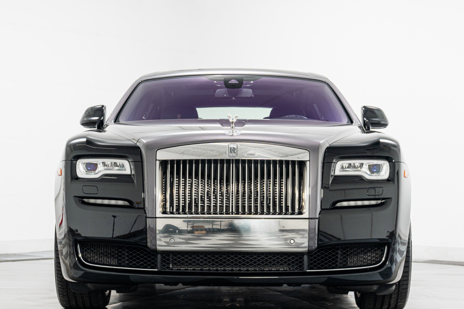 Used 2017 Rolls-Royce Ghost Extended Wheelbase image 4