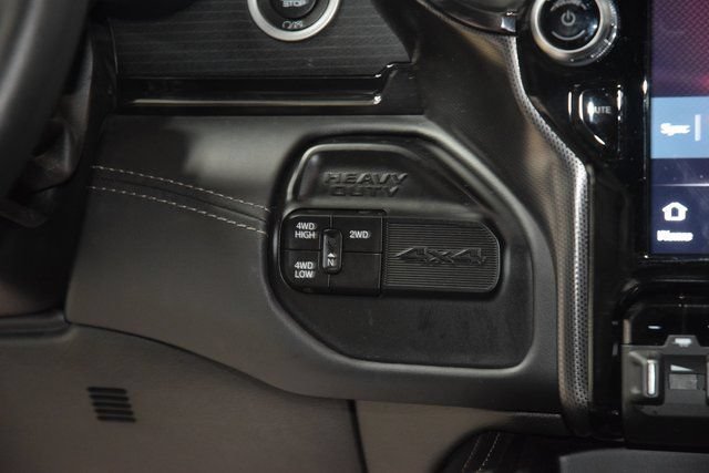 Used 2024 RAM 2500 Limited AWD/4WD image 34