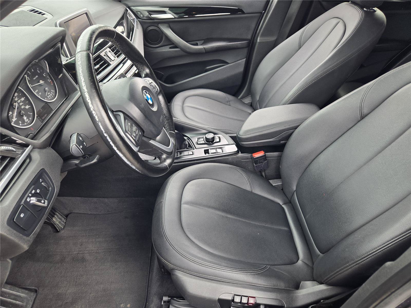Used 2017 BMW X1 xDrive28i AWD/4WD image 12