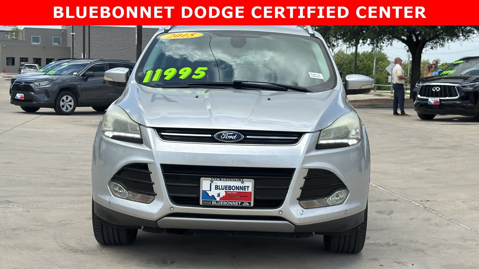 Used 2015 Ford Escape Titanium w/ Equipment Group 301A AWD/4WD image 2