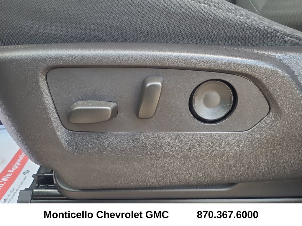 Used 2024 Chevrolet Silverado 1500 Custom RWD image 29