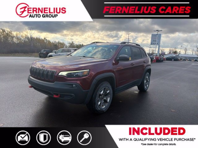 Used 2019 Jeep Cherokee Trailhawk w/ Cold Weather Group AWD/4WD image 6