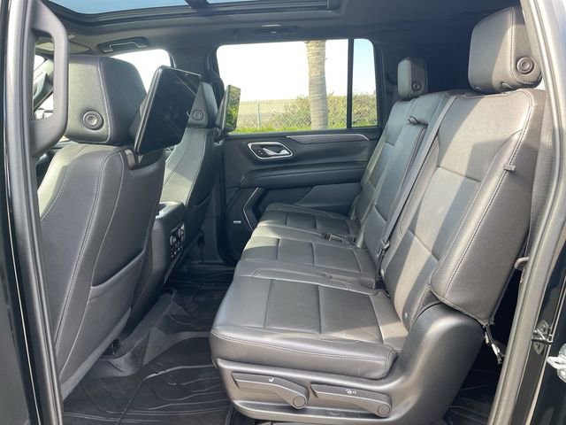 Used 2023 Chevrolet Suburban Z71 w/ Off-Road Capability Package image 25