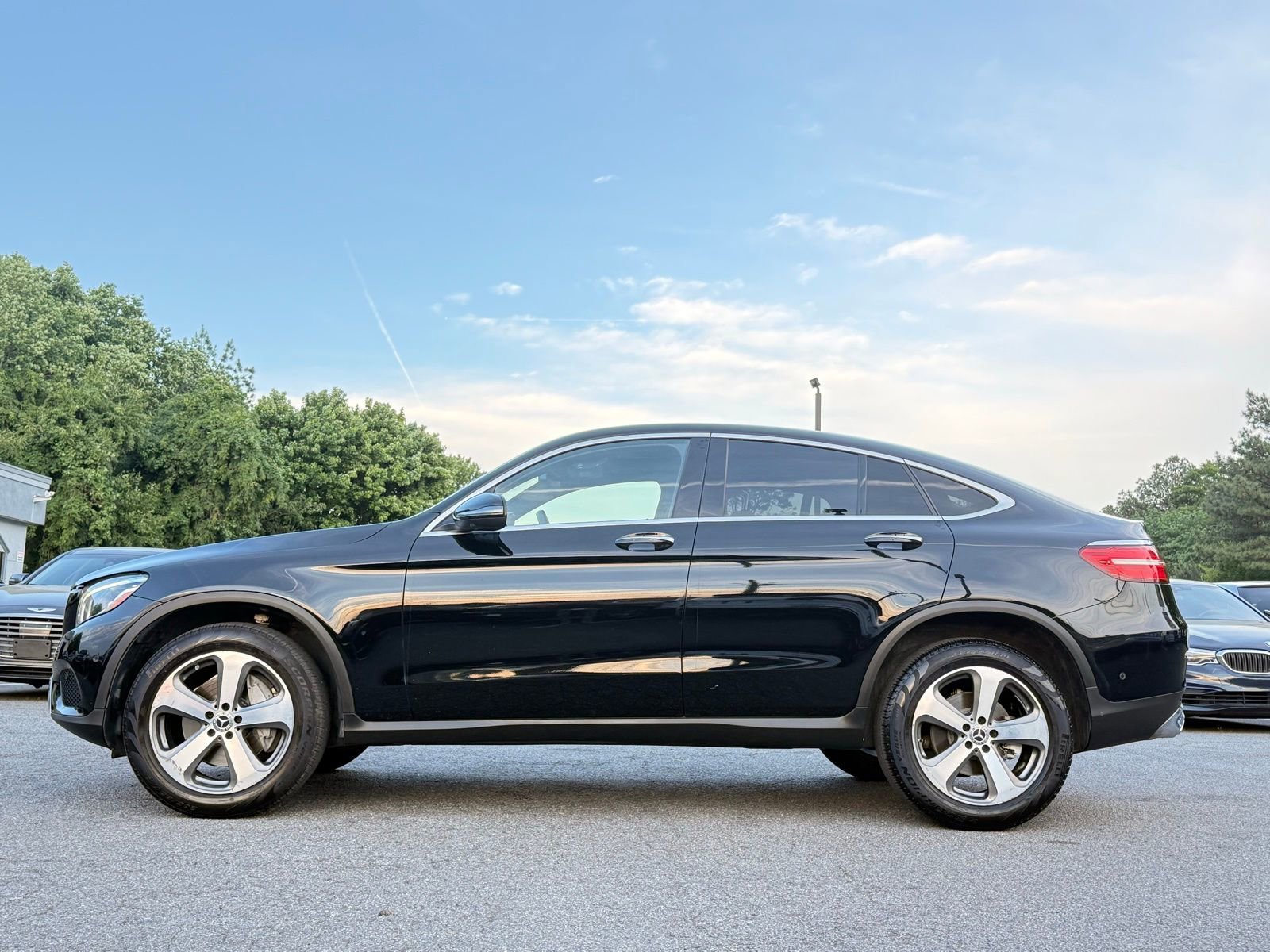 Used 2019 Mercedes-Benz GLC 300 4MATIC Coupe image 2
