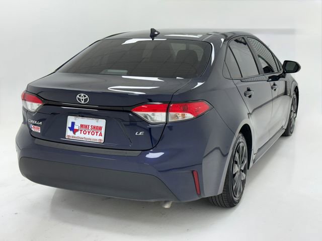 Used 2025 Toyota Corolla LE image 40