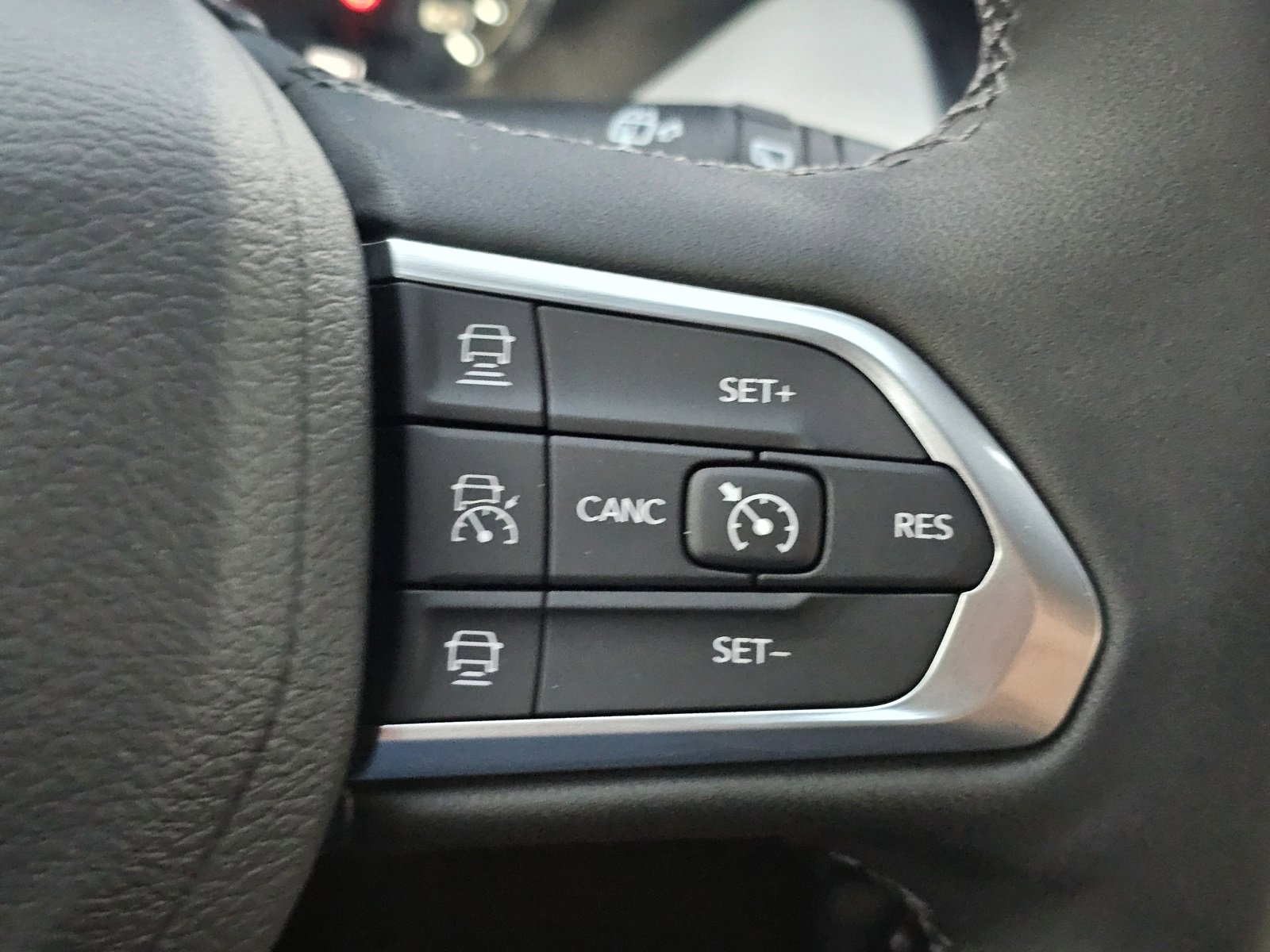 New 2026 Jeep Compass Limited image 16