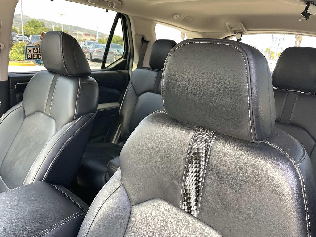 Certified 2024 Honda Pilot Touring image 18
