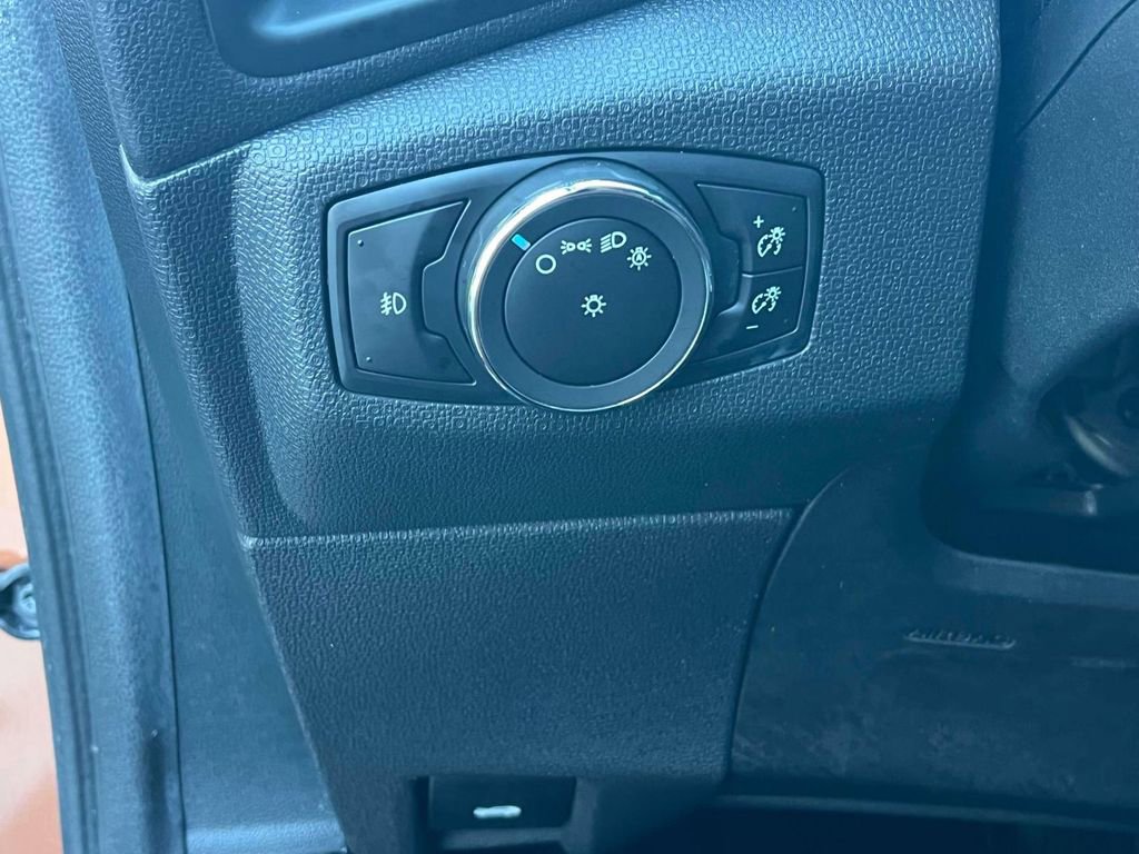 Used 2020 Ford EcoSport Titanium image 27