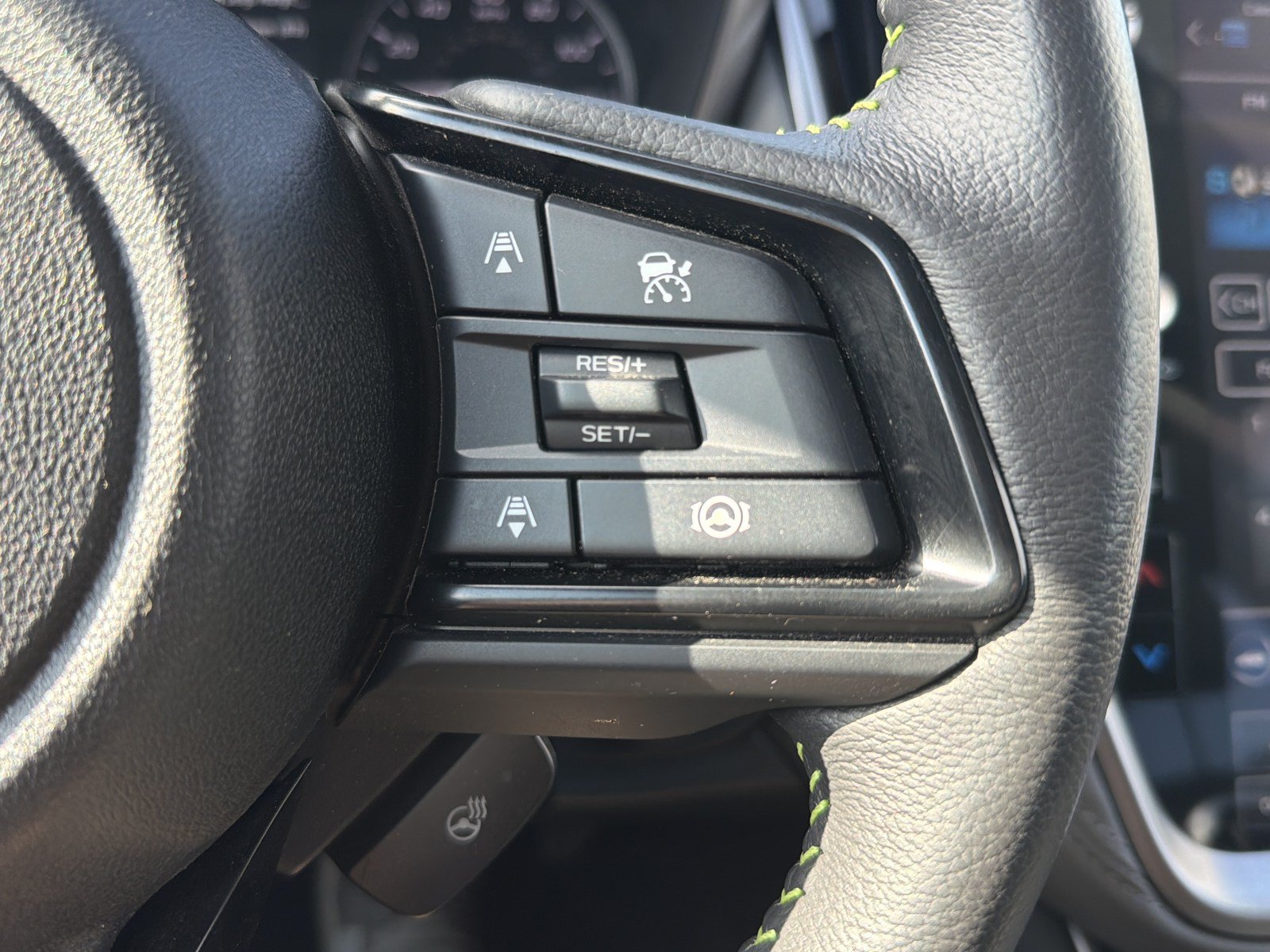 Used 2025 Subaru Outback Onyx Edition AWD/4WD image 29
