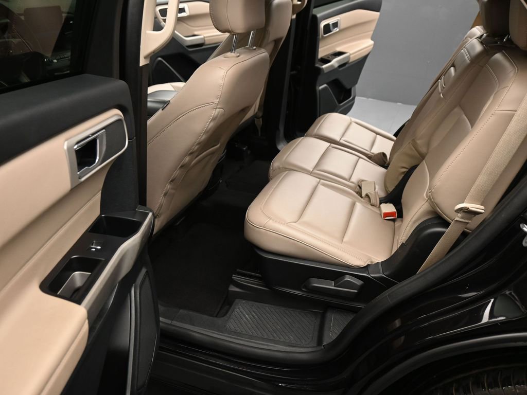 Used 2023 Ford Explorer XLT w/ Equipment Group 202A image 21