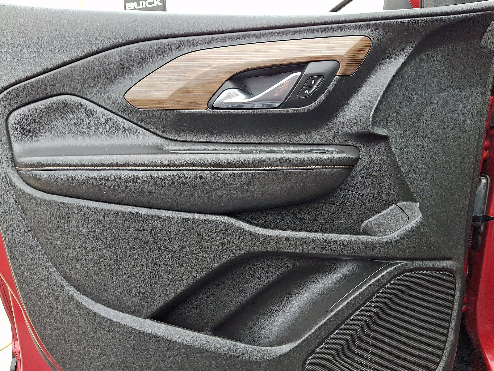 Used 2018 GMC Terrain SLE w/ Driver Convenience Package image 13