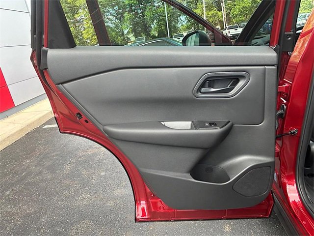 New 2026 Nissan Rogue S image 21