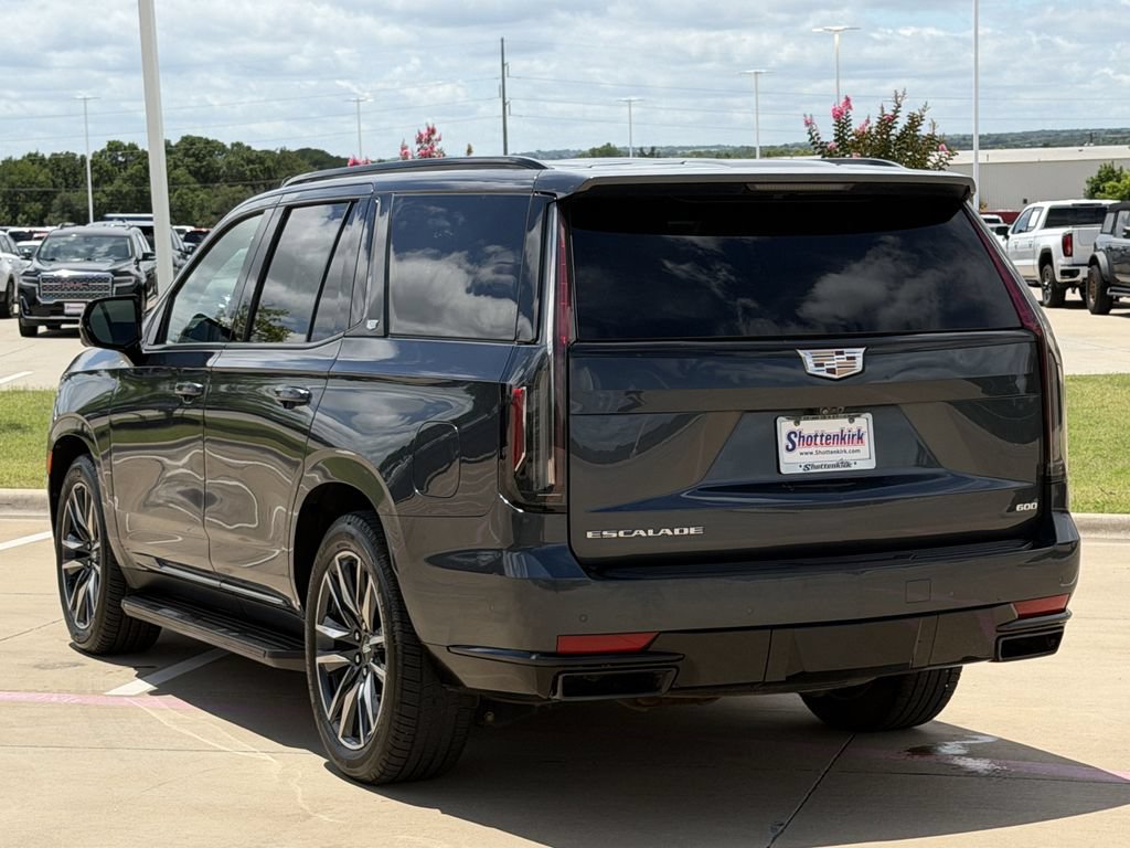 Used 2021 Cadillac Escalade Sport w/ Driver Assist Tech Package AWD/4WD image 4