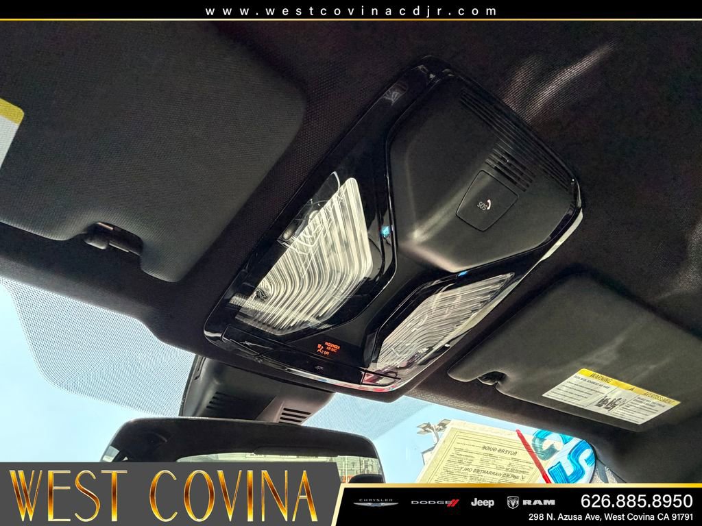 Used 2025 BMW M3 Competition w/ M Carbon Exterior Package AWD/4WD image 18
