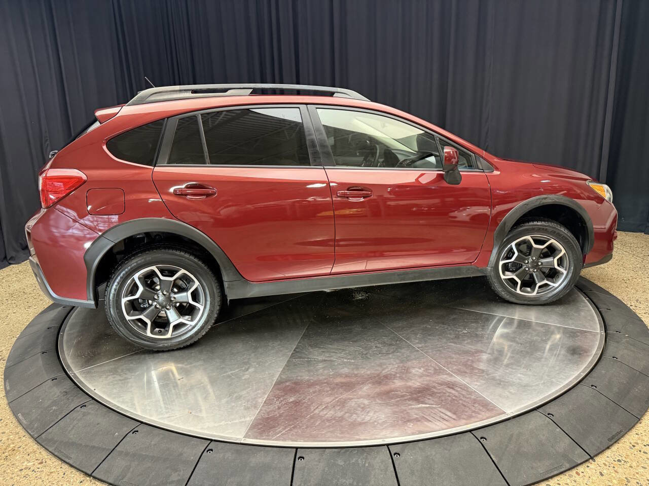 Used 2014 Subaru Crosstrek 2.0i Premium image 9