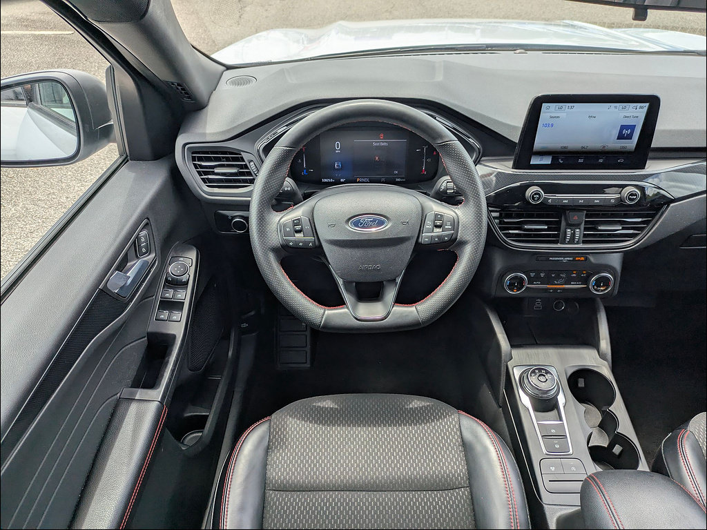 Used 2025 Ford Escape ST-Line FWD image 29
