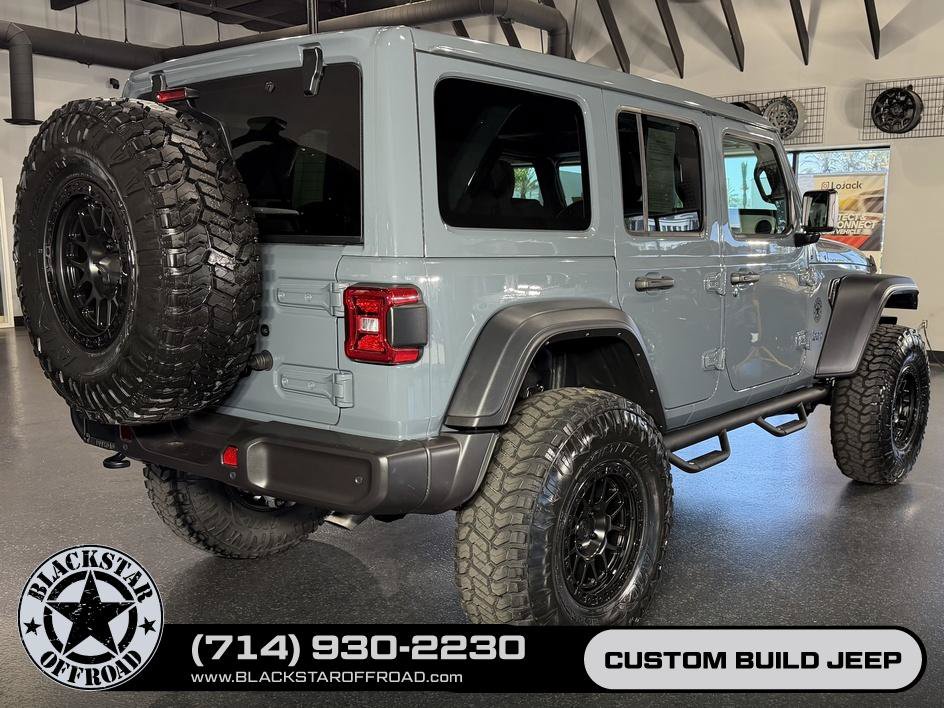 Used 2024 Jeep Wrangler Unlimited w/ Convenience Group AWD/4WD image 19