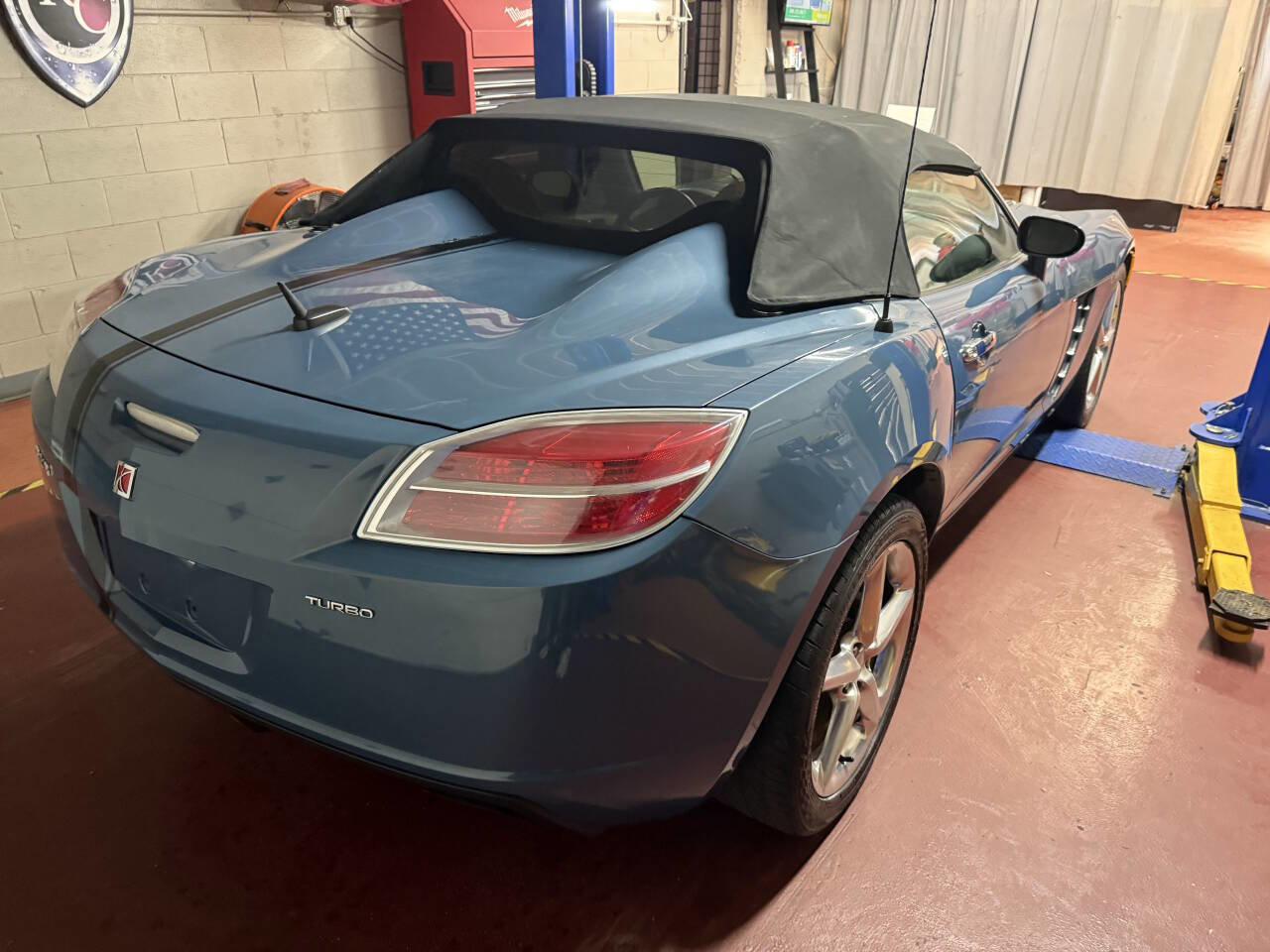 Used 2008 Saturn Sky Red Line image 8