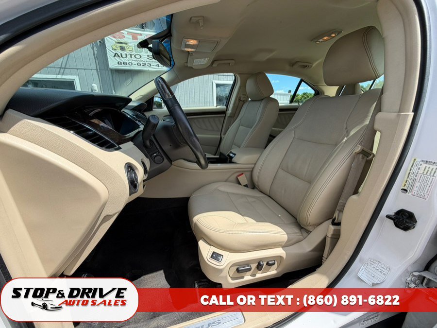 Used 2016 Ford Taurus Limited FWD image 14