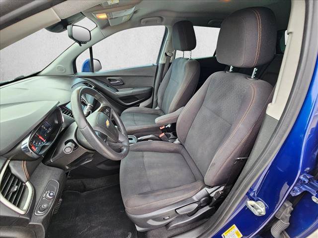 Used 2017 Chevrolet Trax LS FWD image 16