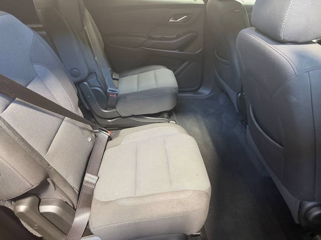 Used 2023 Chevrolet Traverse LT AWD/4WD image 30