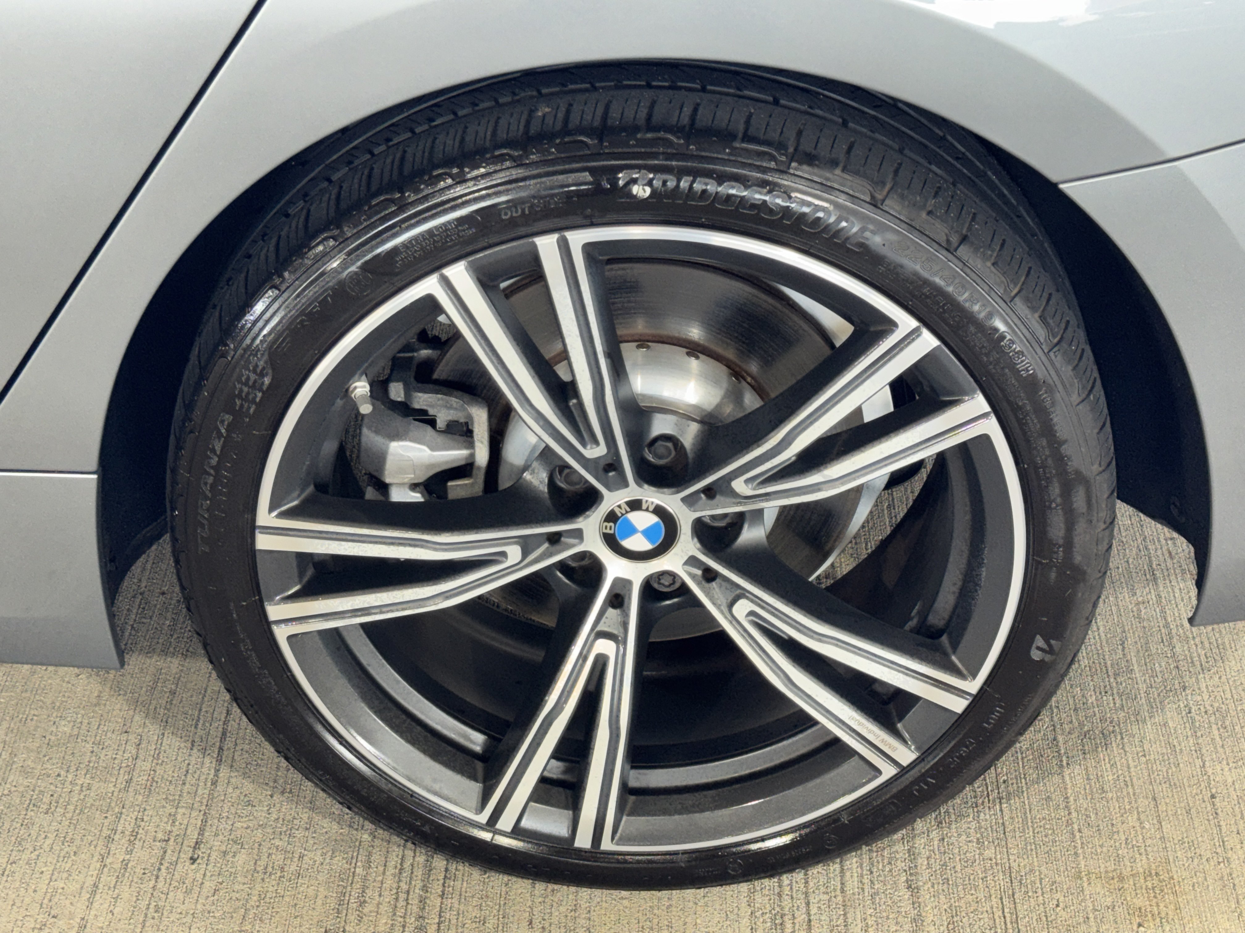 Used 2024 BMW 330i Sedan w/ Convenience Package RWD image 37