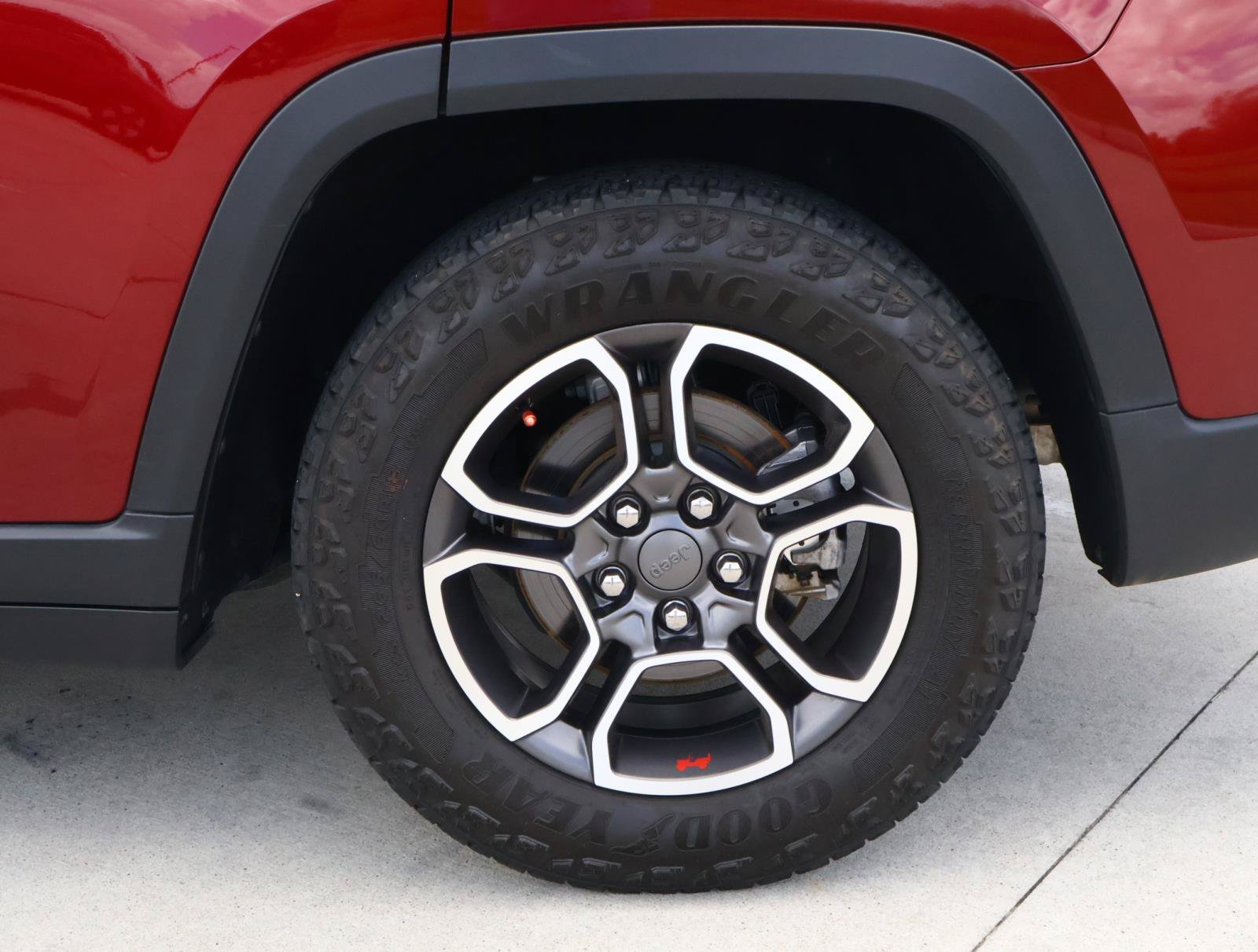 Used 2022 Jeep Grand Cherokee Trailhawk AWD/4WD image 8