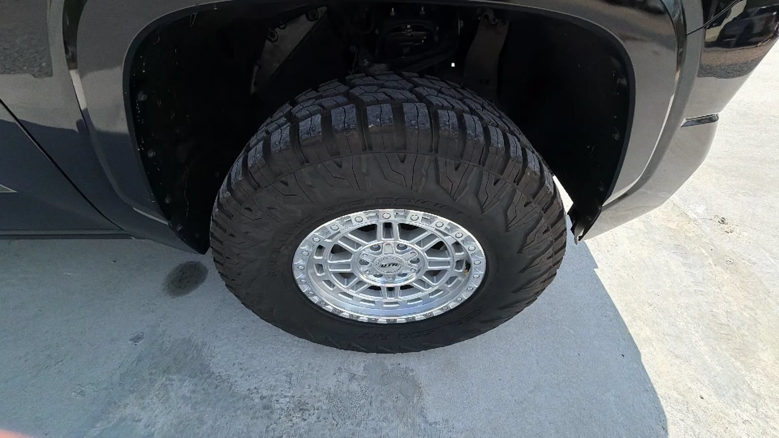 Used 2023 Toyota Tundra Platinum AWD/4WD image 11