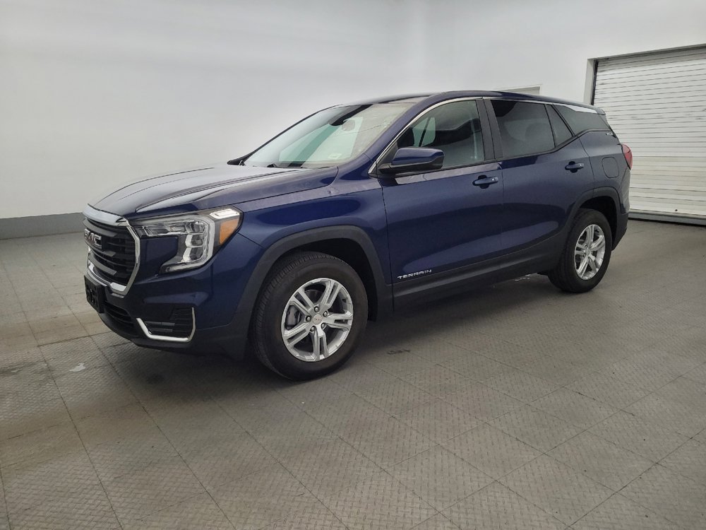 Used 2023 GMC Terrain SLE AWD/4WD image 2
