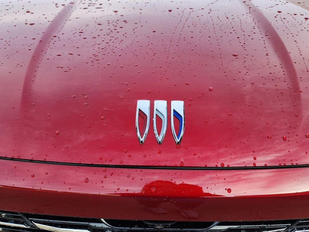 New 2026 Buick Enclave Preferred w/ Power Package image 10