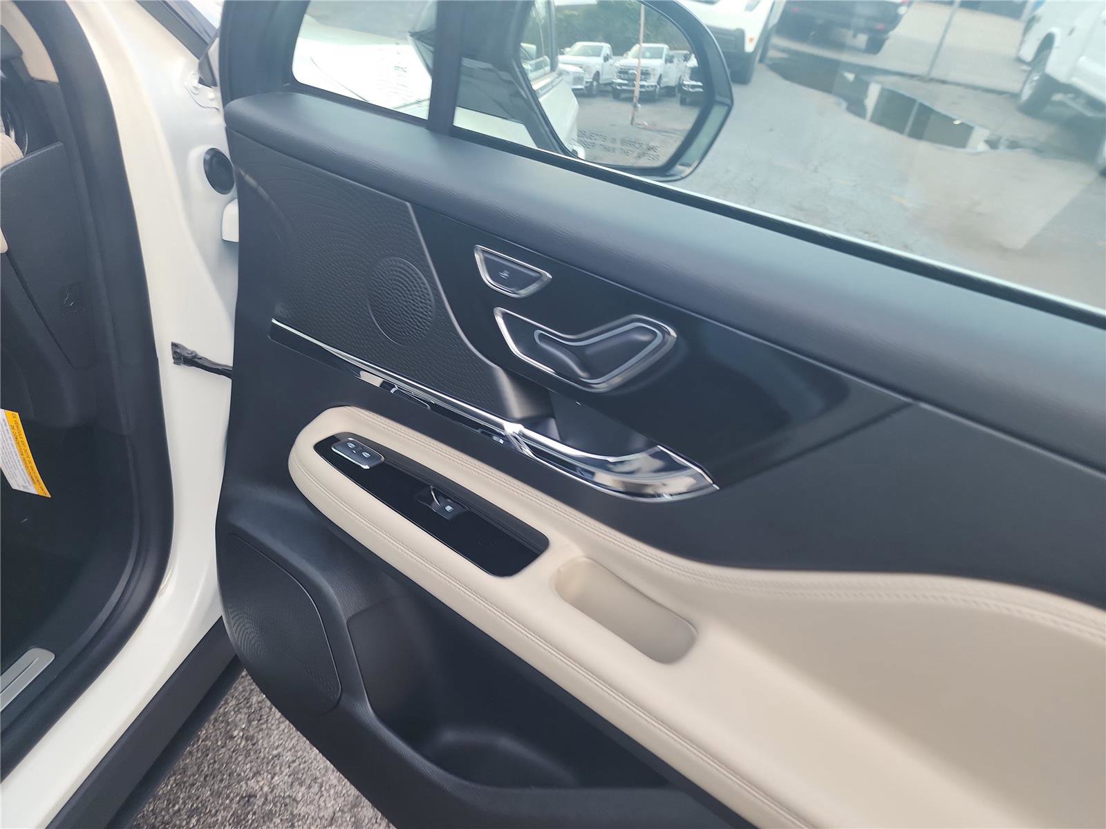 New 2026 Lincoln Corsair Premiere image 23