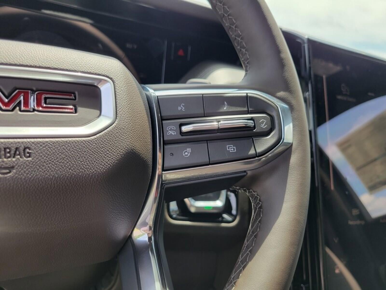 New 2026 GMC Yukon Elevation RWD image 11