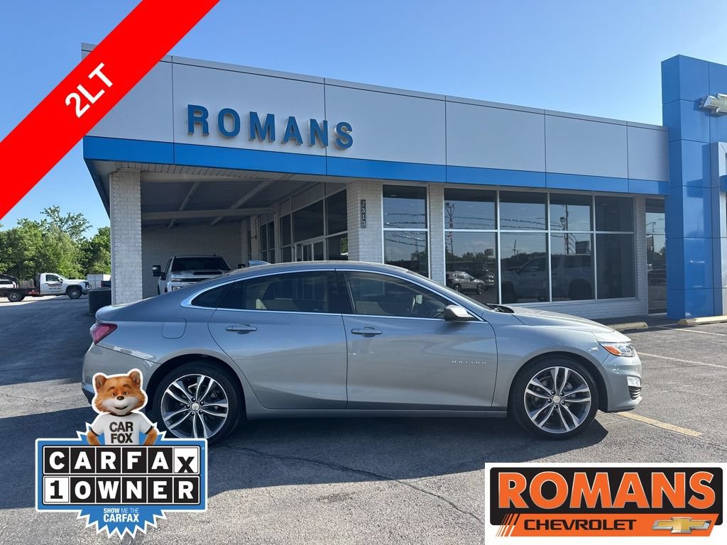 Used 2024 Chevrolet Malibu LT FWD image 2